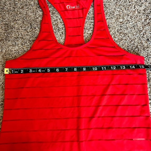 ZYIA Active tank - Picture 4 of 5